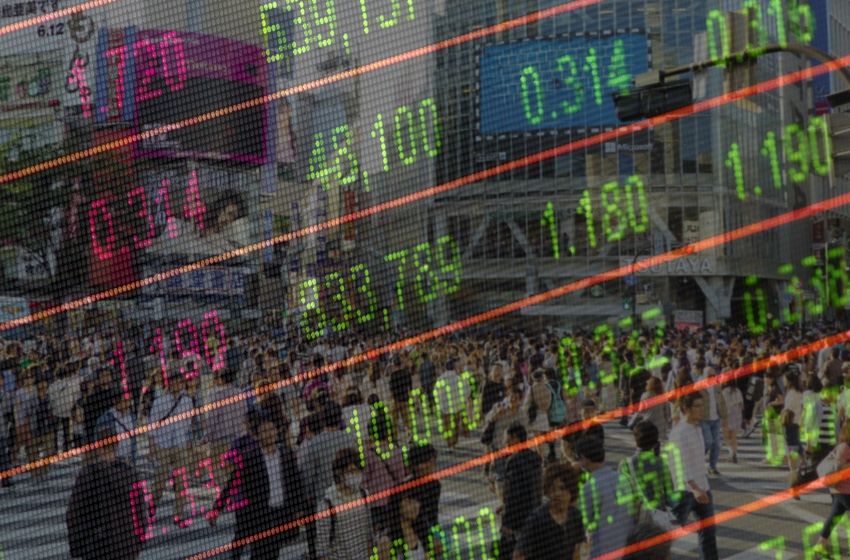  Bursa Asia Melambung, Pasar Gelisah Jelang Data Inflasi AS