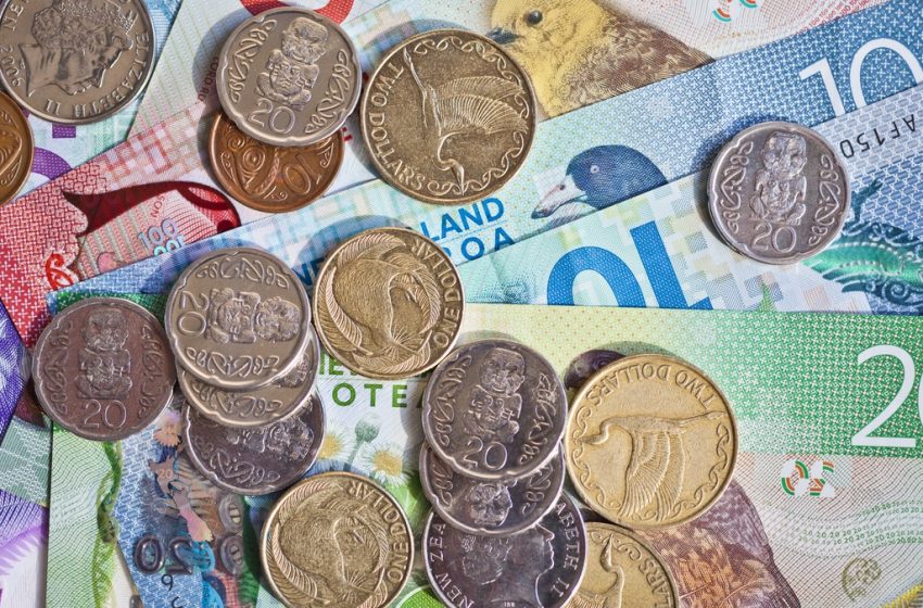  Australia, NZ Dolar Menemukan Kenyamanan Dalam Kenaikan Harga Sumber Daya