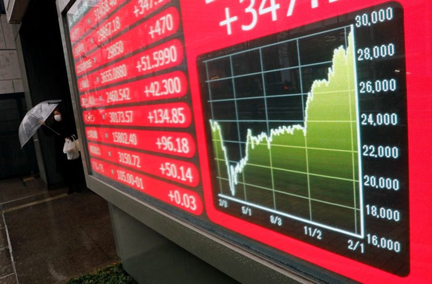  Bursa Asia Menguat karena Investor Menimbang Dampak dari Bank Sentral yang Hawkish