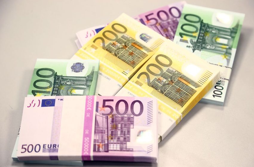  Euro Bangkit Kembali di Atas Paritas karena Sentimen Investor Membaik