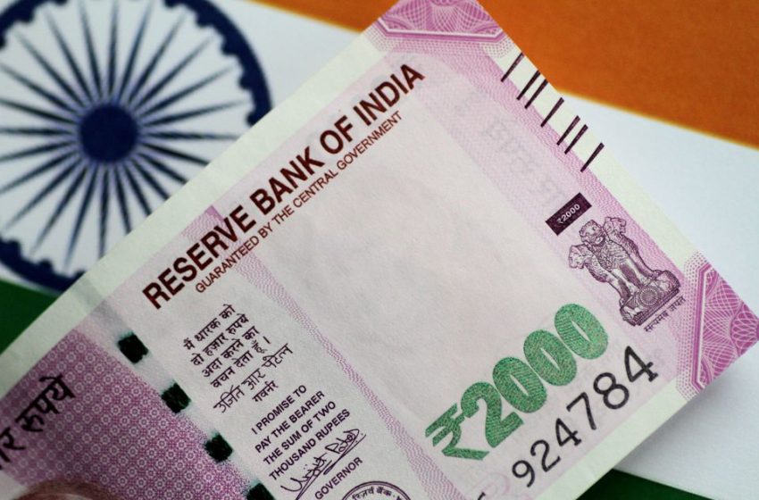  Rupee India Siap Melemah Setelah Bank Sentral Menarik Uang Kertas 2.000 Rupee