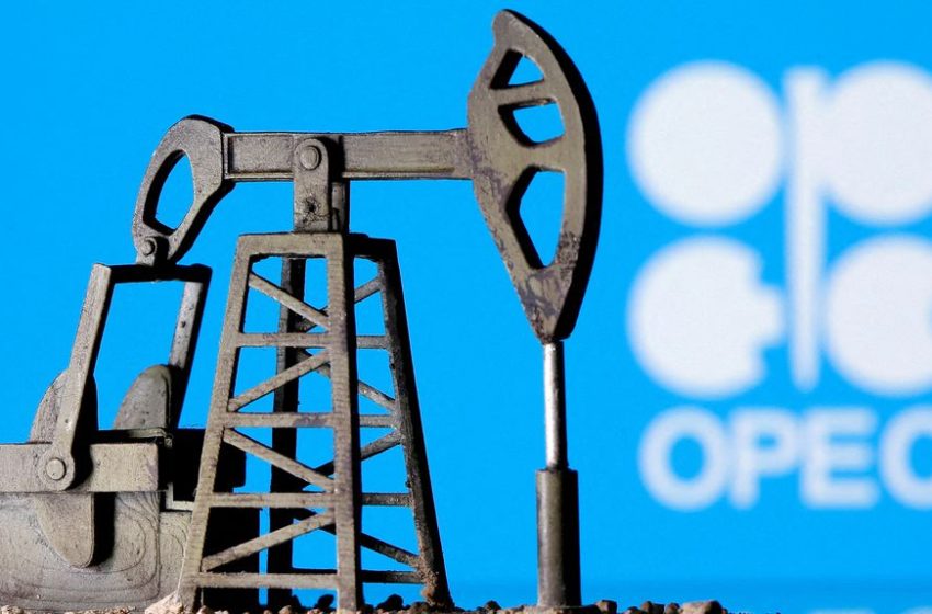  Harga Minyak Sedikit Berubah di Tengah Keraguan Pemangkasan Produksi OPEC+ dan Ketegangan di Timur Tengah