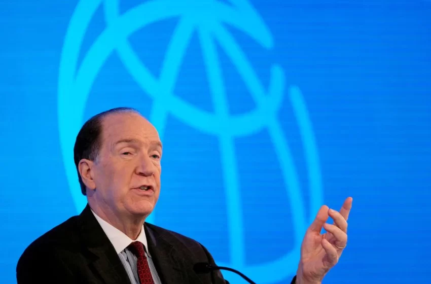  Kepala Bank Dunia Mengatakan Negara-negara Termiskin Berutang $62 Miliar Pada Utang Bilateral